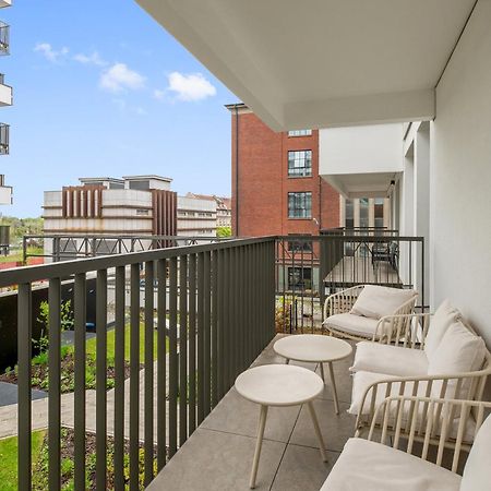 Doki Living - Foodhall & Parking By Downtown Apartments Gdańsk Kültér fotó