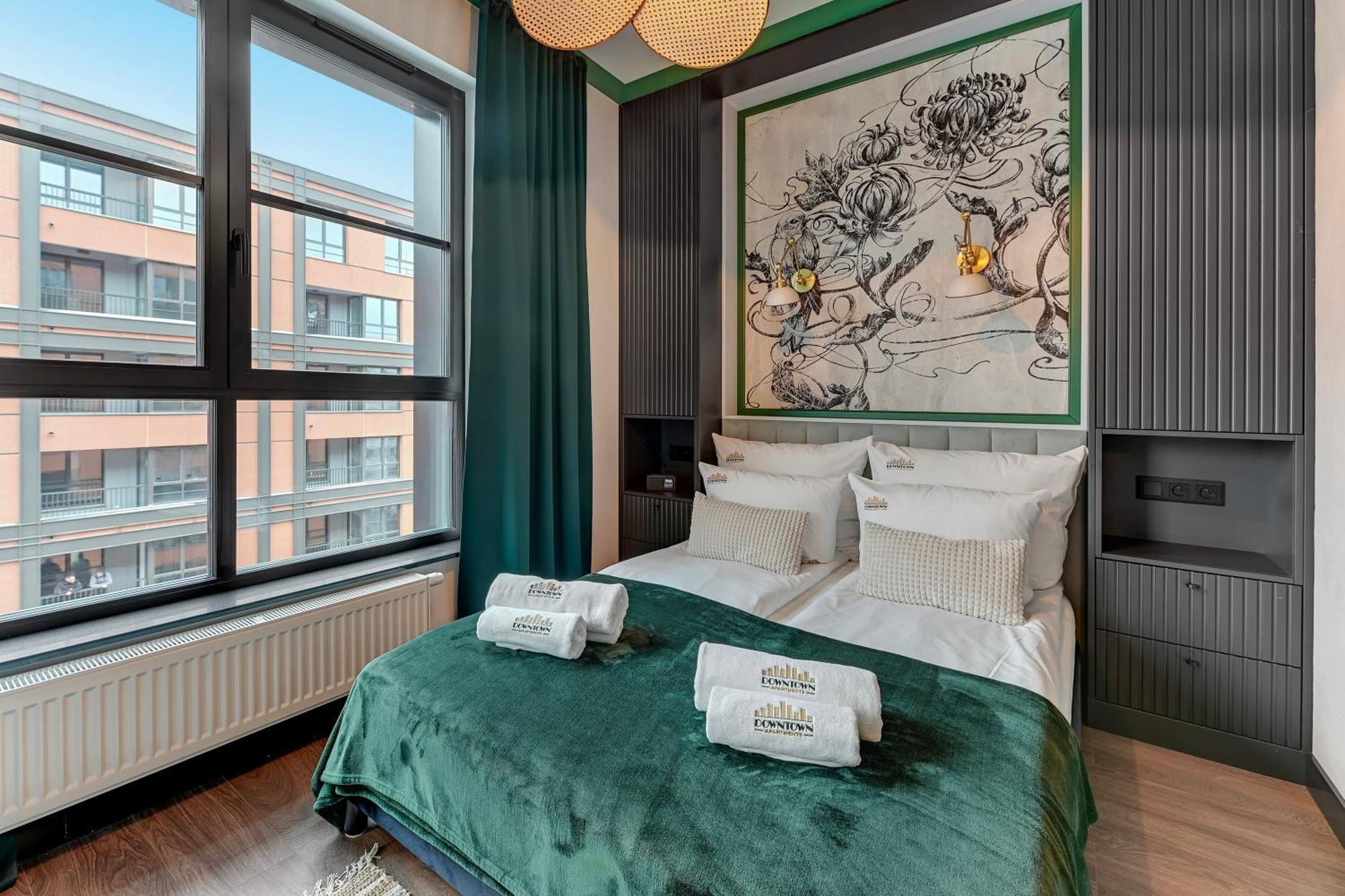 Doki Living - Foodhall & Parking By Downtown Apartments Gdańsk Kültér fotó
