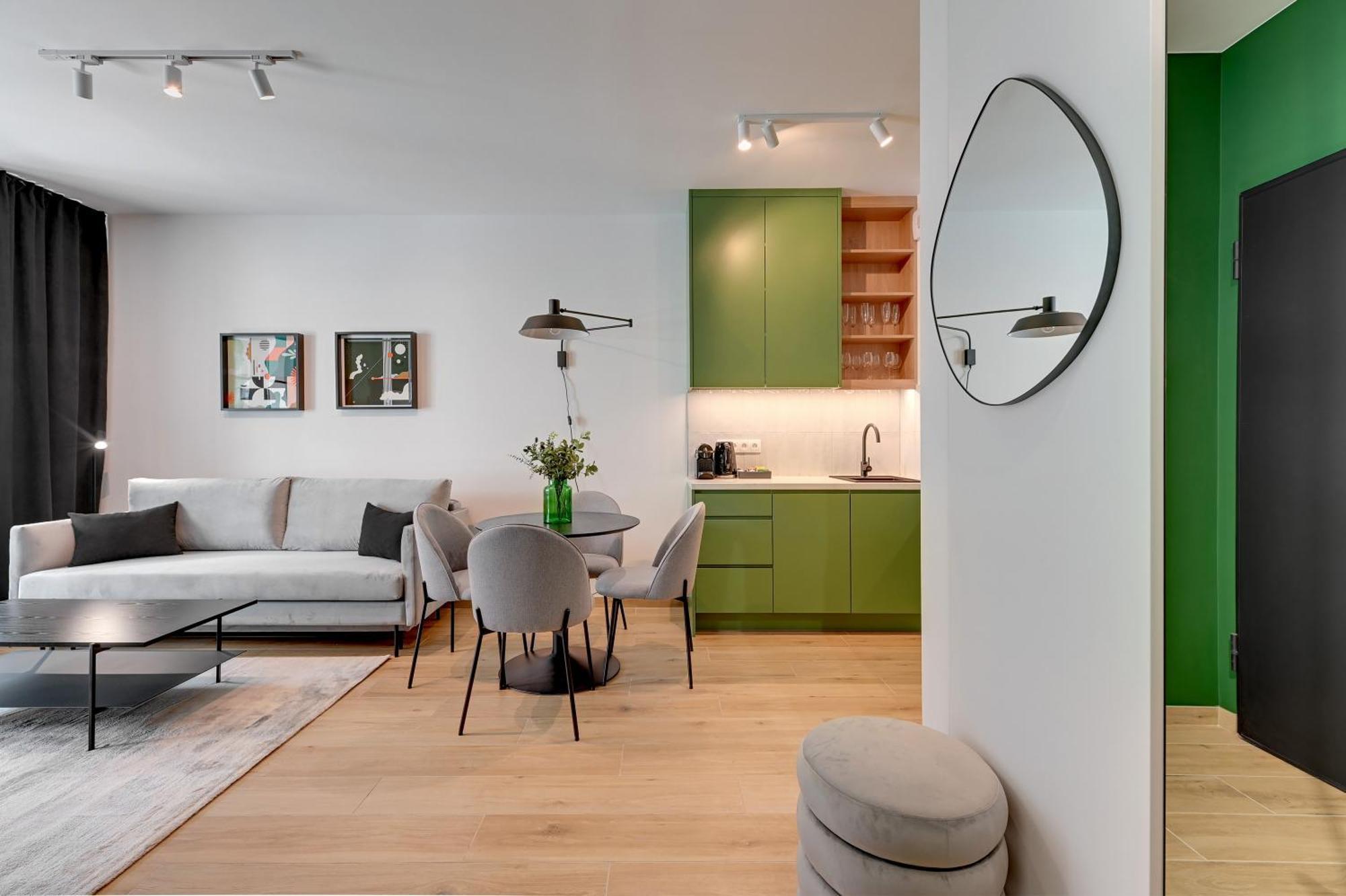 Doki Living - Foodhall & Parking By Downtown Apartments Gdańsk Kültér fotó